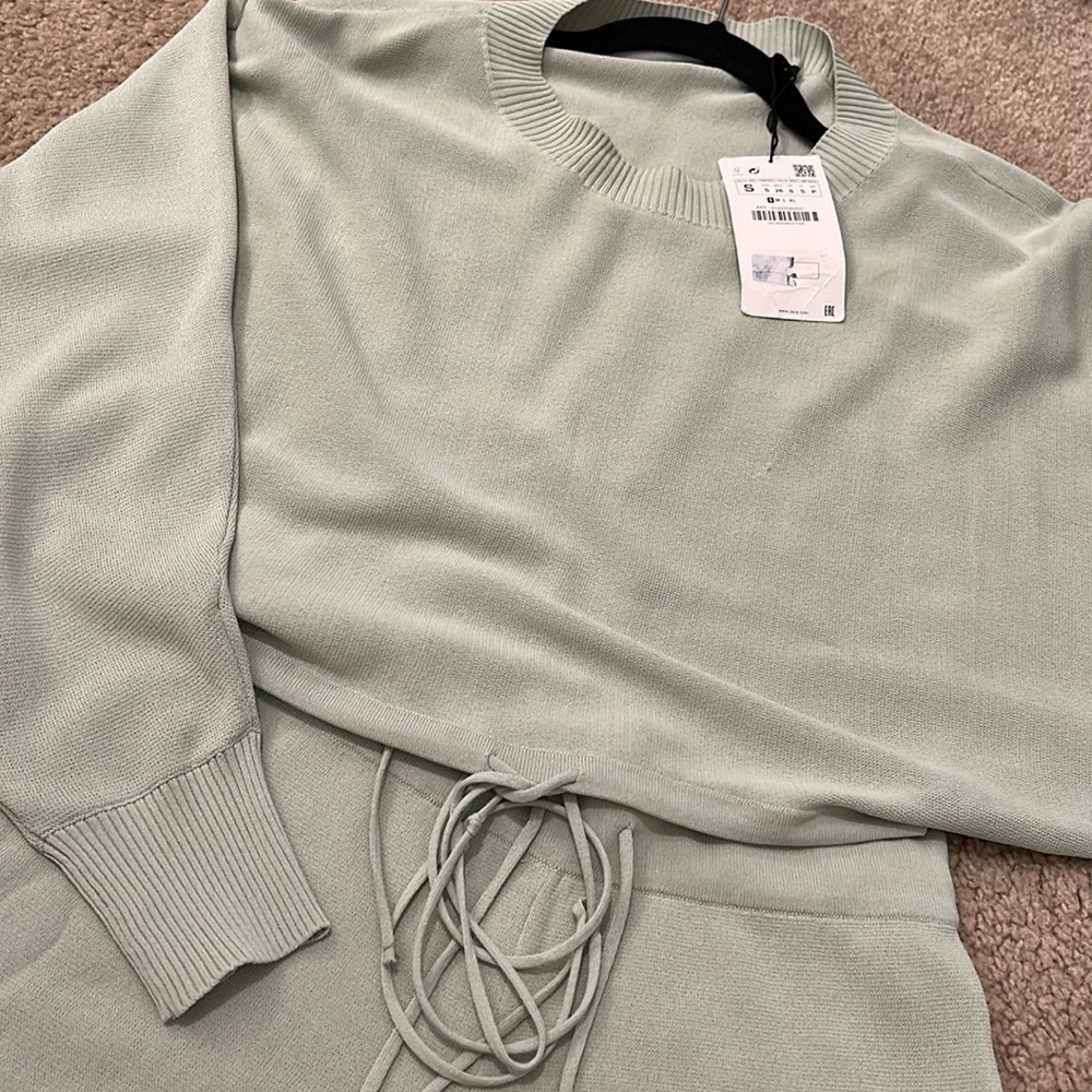 New with tags Zara Light Green knit co-ord set size small shorts and top - Picture 4 of 5